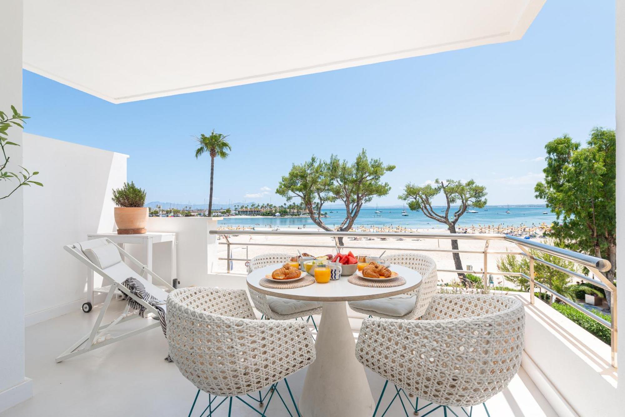 Apartment Blue View Port de Alcudia  Exteriör bild