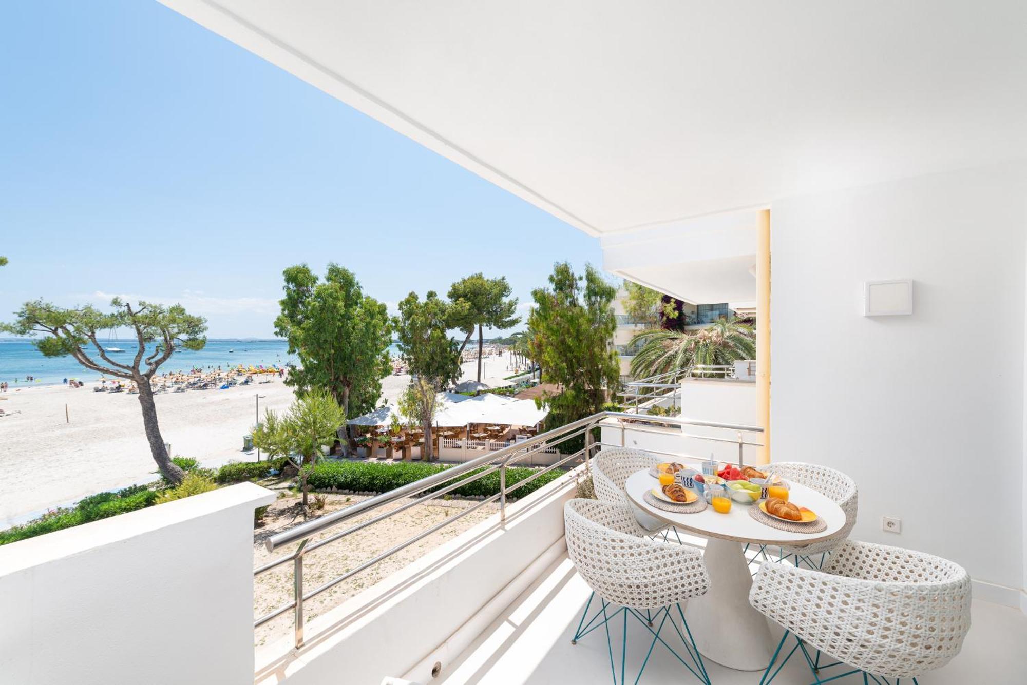 Apartment Blue View Port de Alcudia  Exteriör bild